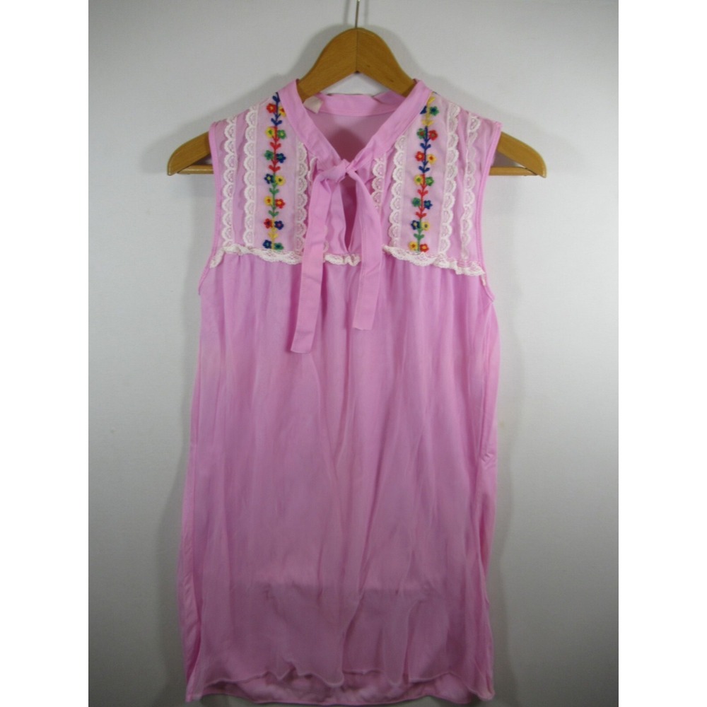Vintage 60s Embroidered Keyhole Babydoll Nightgown Medium Pink Satin Nylon